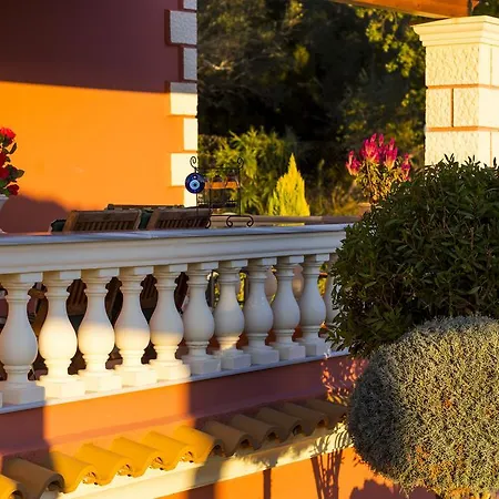 Villa Mirela